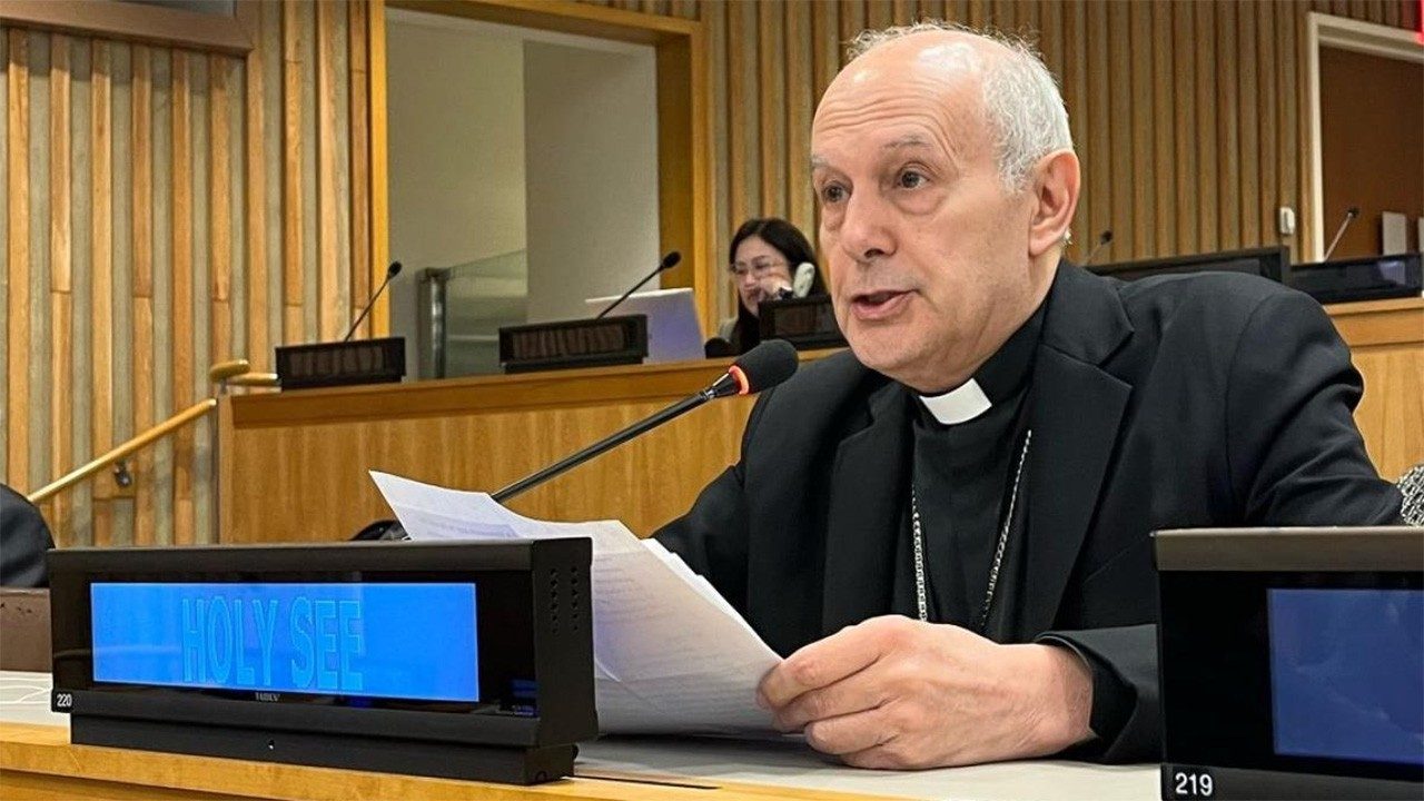 സമാധാനത്തിന്റെ ശില്പികളാകാൻ യുവതലമുറയെ ആഹ്വാനം ചെയ്‌ത്‌ ആർച്ചുബിഷപ്പ് കാച്ച