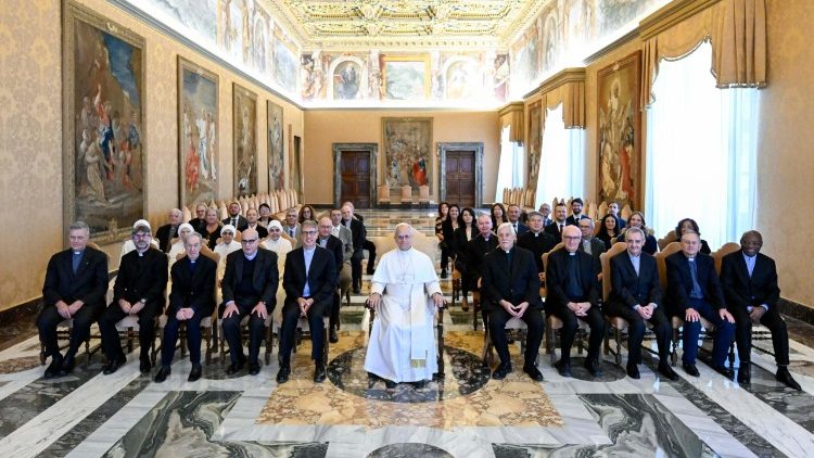 സാംസ്കാരികലോകത്ത് സഭയുടെ സാന്നിദ്ധ്യം ഉറപ്പാക്കാൻ "ചിവിൽത്താ കത്തോലിക്ക" നൽകുന്ന സേവനത്തിന് നന്ദി പറഞ്ഞ്