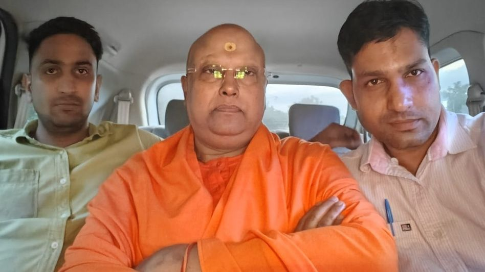 ലൈംഗിക പീഡന പരാതി: ഒളിവിൽ പോയ ഡൽഹി ബാബ ആഗ്രയിലെ ഹോട്ടലിൽ നിന്ന് അറസ്റ്റിൽ