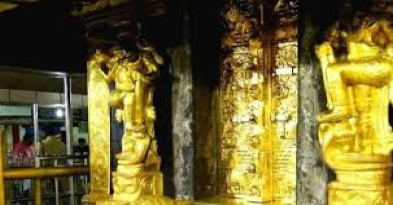 ‘സ്വർണ്ണപാളിയല്ല, എത്തിച്ചത് ചെമ്പുപാളി’; ദ്വാരപാലക പാളിയുടെ ഭാരം കുറഞ്ഞതിൽ വിശദീകരണവുമായി സ്മാർട്ട് ക്രിയേഷൻസ്