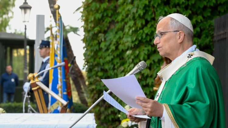 ക്രിസ്തുവിന്റെ സാക്ഷികളായിരിക്കുക; വത്തിക്കാൻ പോലീസ് സേനയോട് പാപ്പാ