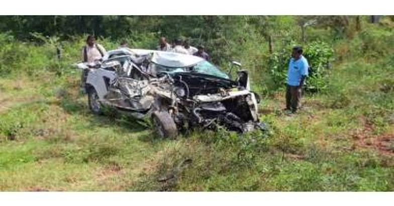 കര്‍ണാടകയില്‍ മലയാളി കുടുംബം സഞ്ചരിച്ച കാര്‍ അപകടത്തില്‍പ്പെട്ട സംഭവം; രണ്ട് പേര്‍ മരിച്ചു