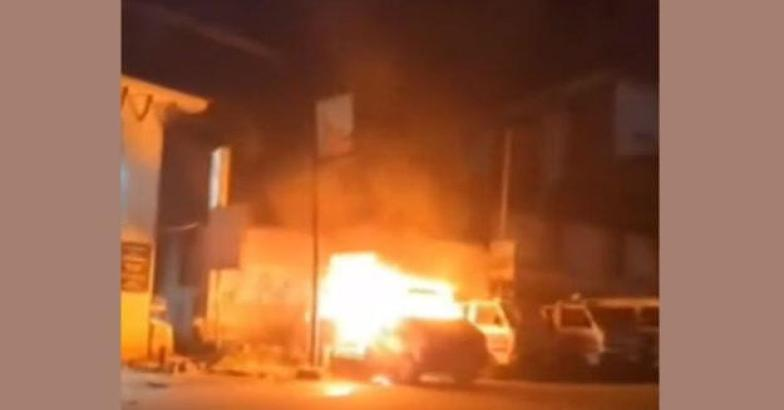 നെടുമങ്ങാട് DYFI യുടെ ആംബുലന്‍സ് കത്തിച്ച സംഭവത്തിൽ മൂന്ന് SDPI പ്രവര്‍ത്തകര്‍ അറസ്റ്റില്‍