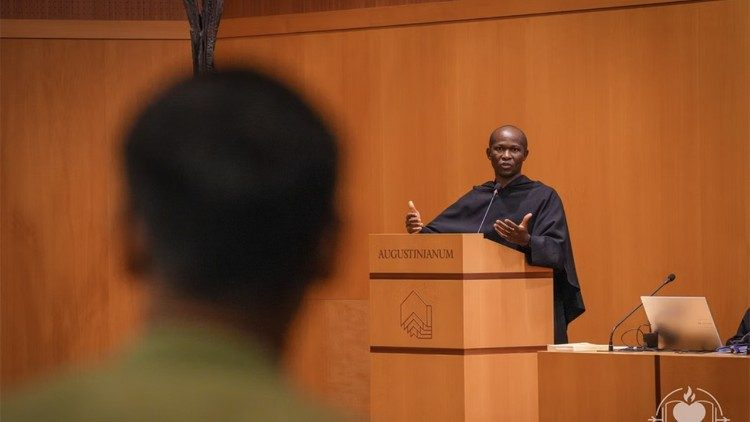 പൊന്തിഫിക്കൽ ഭവനത്തിനു പുതിയ ഉപാധ്യക്ഷൻ