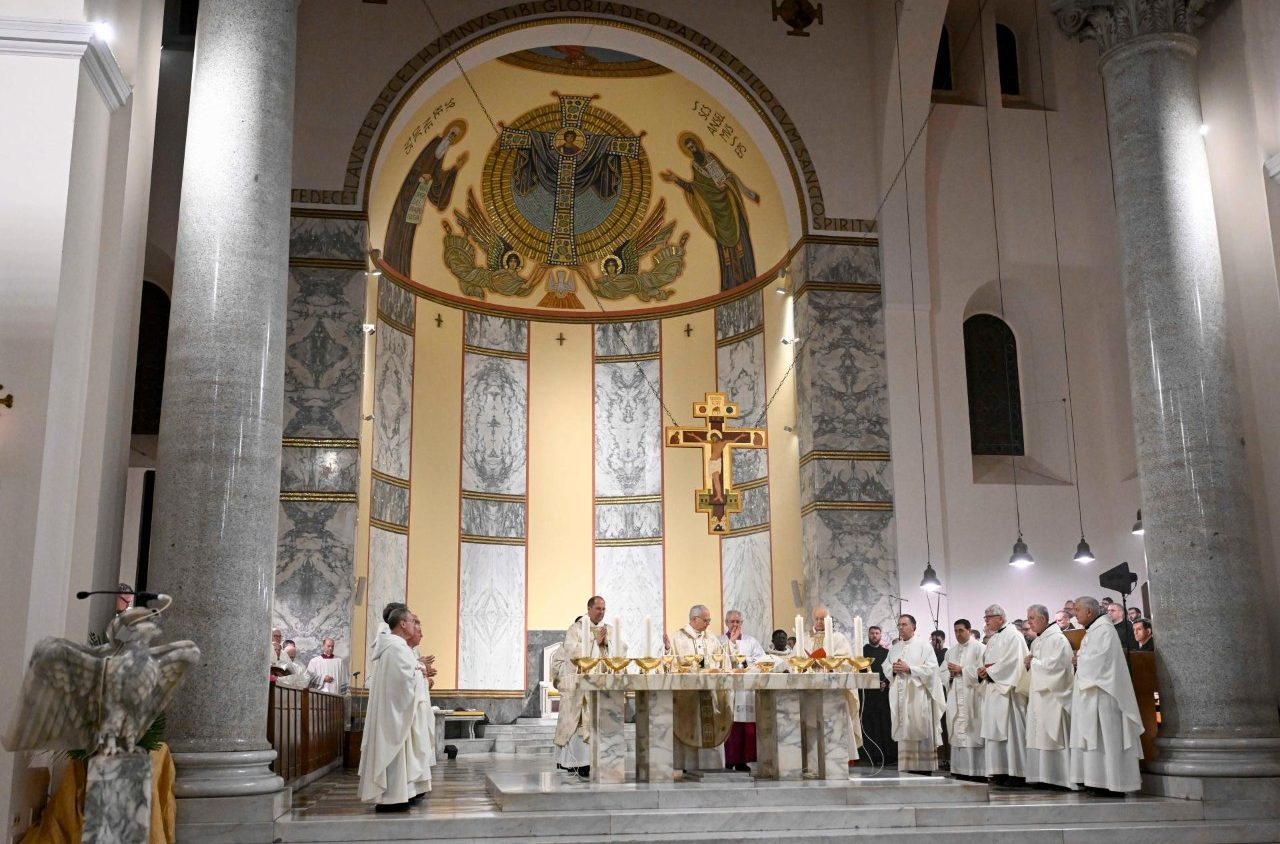 ക്രിസ്തുകേന്ദ്രീകൃതമായ ജീവിതത്തിലൂടെ പ്രതിസന്ധികളെ മറികടക്കുക: ലിയോ പതിനാലാമൻ പാപ്പാ