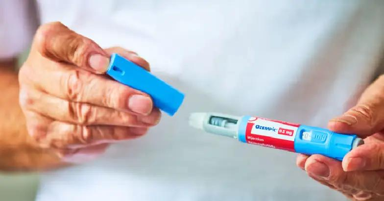 ശരീര ഭാരം കുറയ്ക്കുന്ന ഒസെംപിക് ഉം വെഗോവിയും കഴിക്കുന്നത് നിര്‍ത്തുമ്പോള്‍ സംഭവിക്കുന്നത് ഇതാണ്