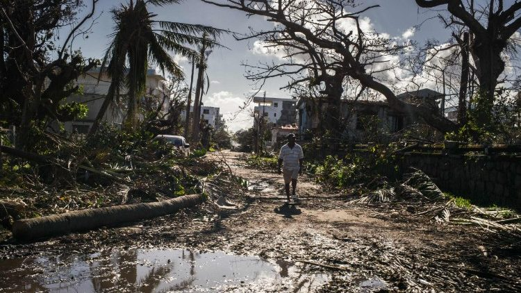 Pope prays for victims of devastating cyclones in Madagascar