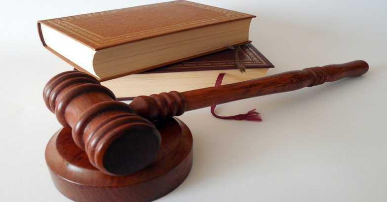 ക്രിസ്തുമസ്–പുതുവത്സര ബമ്പർ: 20 കോടിയുടെ സമ്മാനത്തർക്കത്തിൽ ഇടപെട്ടു ഹൈക്കോടതി; സമ്മാനവിതരണം തടഞ്ഞു 