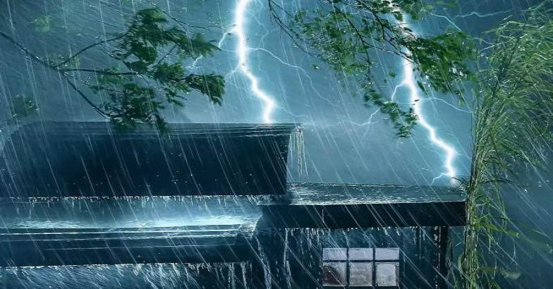 വടക്കന്‍ കേരളത്തില്‍ ശക്തമായ മഴ; മലപ്പുറത്ത് ഇടിമിന്നലേറ്റ് ഒരാള്‍ക്ക് ദാരുണാന്ത്യം