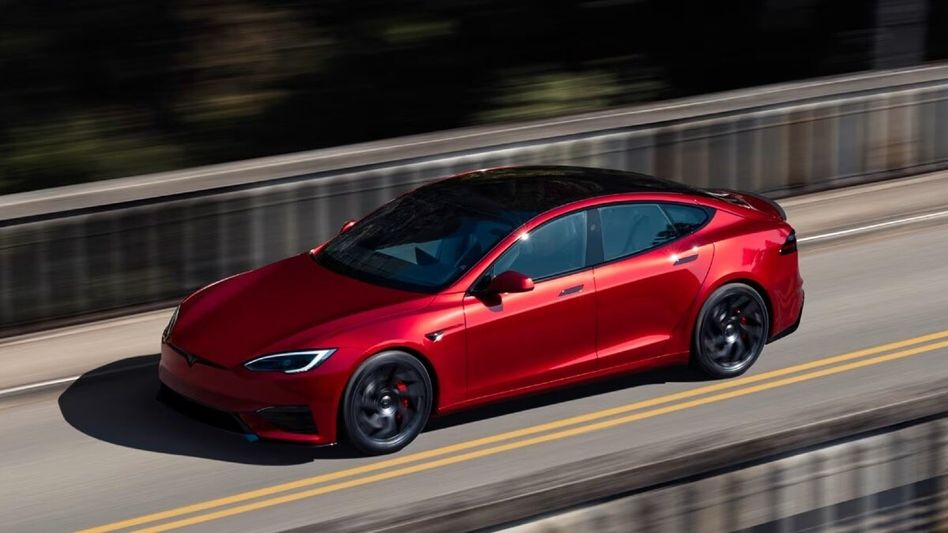 ഒരു യുഗത്തിൻ്റെ അവസാനം; 14 വർഷത്തിന് ശേഷം ടെസ്‌ല ഈ വാഹനങ്ങളുടെ ഉത്പാദനം നിർത്തി