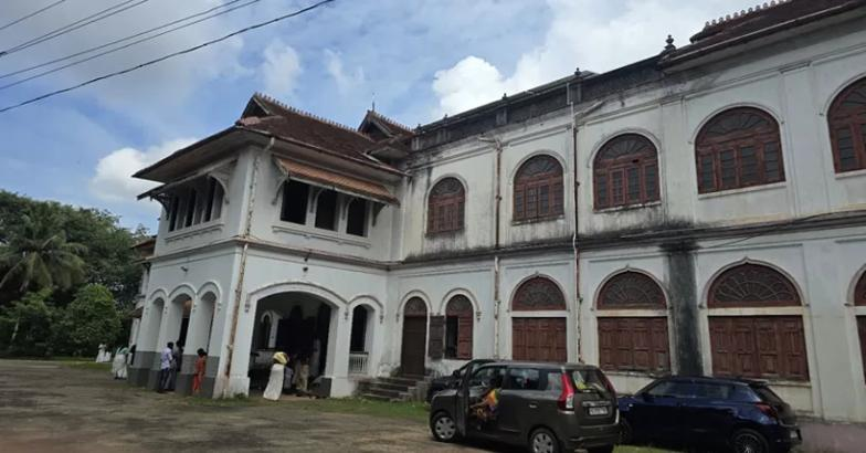 കവടിയാർ കൊട്ടാരത്തിൽ നടന്നത് മാസ്റ്റർ പ്ലാനിങ് കവർച്ച; സിസിടിവി ദൃശ്യങ്ങൾ റിട്രീവ് ചെയ്യാൻ സാധിച്ചില്ല