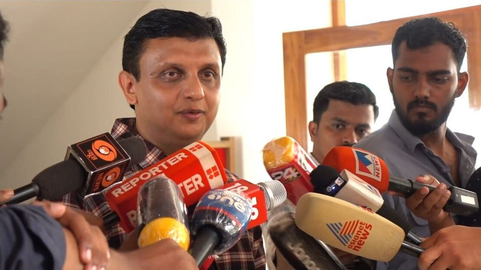 കണ്ണടച്ച് എതിർക്കുകയല്ല'; വന്ദേമാതരം മുഴുവൻ ആലപിച്ചതിൽ ആശങ്ക അറിയിച്ച് മുഹമ്മദ് റിയാസ്