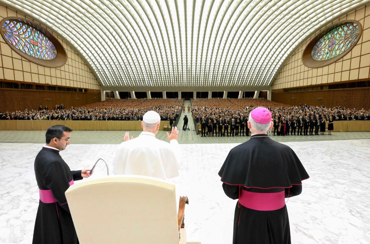 Pope Leo calls German students to a "God-centered life"