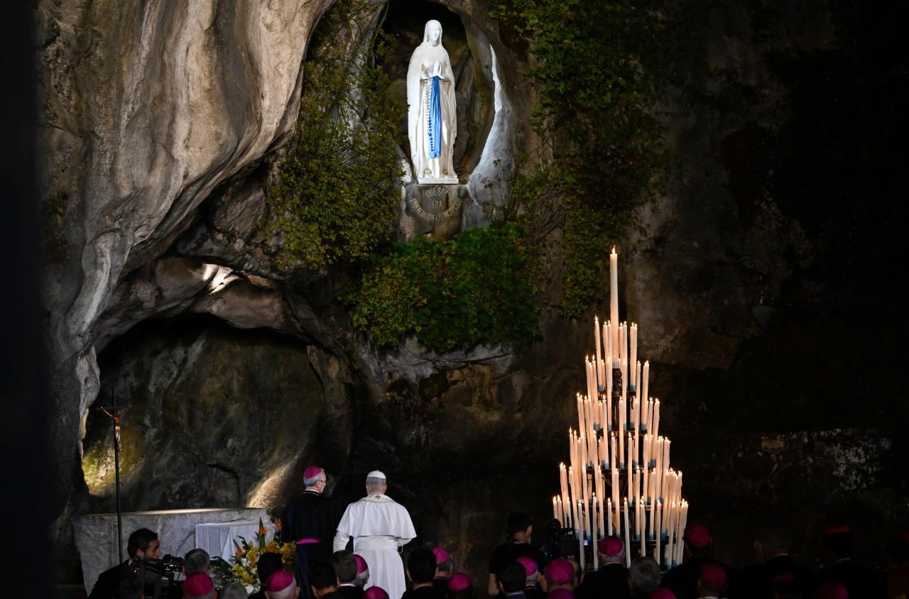 Pope Leo, a pilgrim in prayer at Lourdes