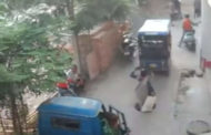 ഫോണിൽ സംസാരിച്ച് നടക്കുന്നതിനിടെ യുവതി മാൻഹോളിൽ വീണു; വീഡിയോ - woman falls into an open manhole in patna watch video